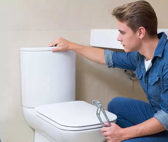 Expert Plumber for Toilet Replacement in Lakewood, WA: Schedule Affordable Toilet Replacement Services with Us