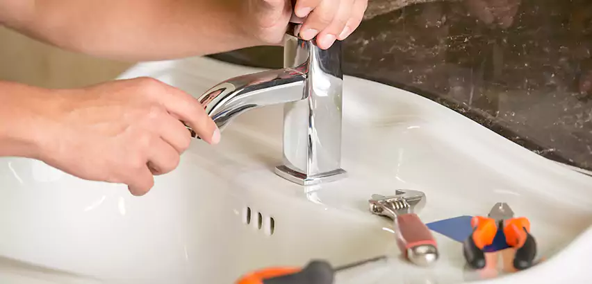 Bathtub Faucet Replacement in Lakewood