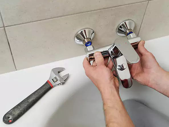 Why Choose Lakewood Plumbing LLC for Bathtub Faucet Replacement in Lakewood, WA?